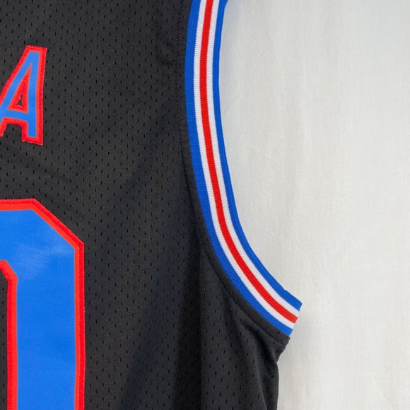 Looney Tunes Basketball Jersey Tunes Squad Lola 10 Black Size Extra Large - Picture 6 of 10